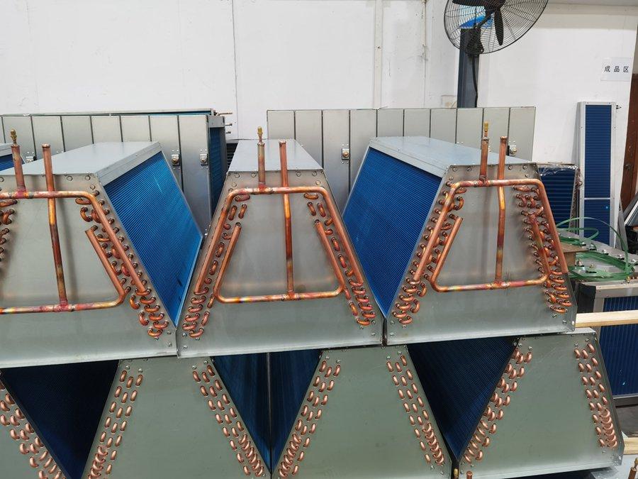 冷水机冷凝器的作用是什么？
